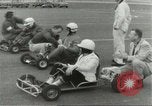 Standbild Go-karts Racing Lakenheath in England, 1960, aus Sekunde 24 historischem Filmmaterial Videoclip 65675062929