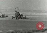 Standbild Go-karts Racing Lakenheath in England, 1960, aus Sekunde 39 historischem Filmmaterial Videoclip 65675062929