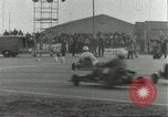 Standbild Go-karts Racing Lakenheath in England, 1960, aus Sekunde 53 historischem Filmmaterial Videoclip 65675062929