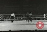 Standbild Boxkampf Deutschland, 1960, aus Sekunde 19 historischem Filmmaterial Videoclip 65675062930