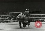 Standbild Boxkampf Deutschland, 1960, aus Sekunde 47 historischem Filmmaterial Videoclip 65675062930