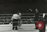 Standbild Boxkampf Deutschland, 1960, aus Sekunde 62 historischem Filmmaterial Videoclip 65675062930