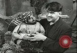 Image fantoches en caoutchouc Autriche, 1955, de la seconde 17 séquences d'archives historiques vidéo 65675062934