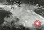 Image championnat de natation junior Holland Hollande, 1955, de la seconde 23 séquences d'archives historiques vidéo 65675062936