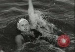 Image championnat de natation junior Holland Hollande, 1955, de la seconde 31 séquences d'archives historiques vidéo 65675062936