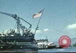 Standbild USS Nevada verlassen drydock nach Reparaturen Pearl Harbor Hawaii USA, 1942, aus Sekunde 30 historischem Filmmaterial Videoclip 65675062939