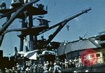 Standbild USS Nevada verlassen drydock nach Reparaturen Pearl Harbor Hawaii USA, 1942, aus Sekunde 44 historischem Filmmaterial Videoclip 65675062939