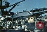 Standbild USS Nevada verlassen drydock nach Reparaturen Pearl Harbor Hawaii USA, 1942, aus Sekunde 46 historischem Filmmaterial Videoclip 65675062939