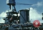 Standbild USS Nevada verlassen drydock nach Reparaturen Pearl Harbor Hawaii USA, 1942, aus Sekunde 58 historischem Filmmaterial Videoclip 65675062939