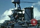 Standbild USS Nevada verlassen drydock nach Reparaturen Pearl Harbor Hawaii USA, 1942, aus Sekunde 61 historischem Filmmaterial Videoclip 65675062939