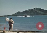 Image US Navy PBY Catalina aéronef atterrit sur l'eau Kaneohe Hawaii USA, 1942, de la seconde 62 séquences d'archives historiques vidéo 65675062941