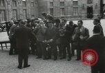 Immagine di American dignitari Parigi Francia, 1957, secondo 24 filmato di repertorio 65675062964