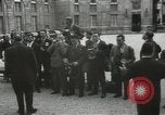 Immagine di American dignitari Parigi Francia, 1957, secondo 25 filmato di repertorio 65675062964