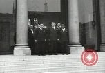 Immagine di American dignitari Parigi Francia, 1957, secondo 35 filmato di repertorio 65675062964