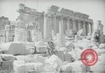 Standbild Baalbek Ruinen Libanon, 1945, aus Sekunde 42 historischem Filmmaterial Videoclip 65675062966