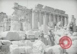Standbild Baalbek Ruinen Libanon, 1945, aus Sekunde 44 historischem Filmmaterial Videoclip 65675062966