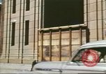 Standbild USA Officer Hawaii USA, 1942, aus Sekunde 31 historischem Filmmaterial Videoclip 65675062968