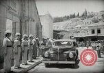 Immagine di L'emiro e funzionari frequentare le preghiere del venerdì Amman Transgiordania, 1945, secondo 17 filmato di repertorio 65675062977