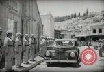 Immagine di L'emiro e funzionari frequentare le preghiere del venerdì Amman Transgiordania, 1945, secondo 18 filmato di repertorio 65675062977