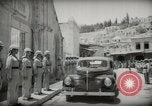 Immagine di L'emiro e funzionari frequentare le preghiere del venerdì Amman Transgiordania, 1945, secondo 23 filmato di repertorio 65675062977