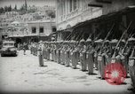 Immagine di L'emiro e funzionari frequentare le preghiere del venerdì Amman Transgiordania, 1945, secondo 28 filmato di repertorio 65675062977