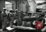Immagine di L'emiro e funzionari frequentare le preghiere del venerdì Amman Transgiordania, 1945, secondo 53 filmato di repertorio 65675062977