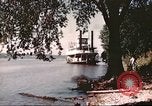 Standbild Dampfgarer Mark Twain United States USA, 1942, aus Sekunde 4 historischem Filmmaterial Videoclip 65675062988