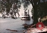Standbild Dampfgarer Mark Twain United States USA, 1942, aus Sekunde 9 historischem Filmmaterial Videoclip 65675062988