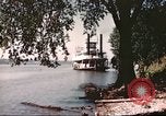Standbild Dampfgarer Mark Twain United States USA, 1942, aus Sekunde 13 historischem Filmmaterial Videoclip 65675062988