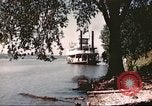 Standbild Dampfgarer Mark Twain United States USA, 1942, aus Sekunde 16 historischem Filmmaterial Videoclip 65675062988
