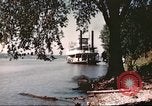 Standbild Dampfgarer Mark Twain United States USA, 1942, aus Sekunde 17 historischem Filmmaterial Videoclip 65675062988