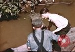 Standbild Dampfgarer Mark Twain United States USA, 1942, aus Sekunde 21 historischem Filmmaterial Videoclip 65675062989
