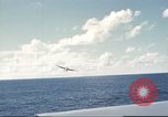 Image des segments de 1942 documentaire sur la bataille de Midway Océan Pacifique, 1942, de la seconde 27 séquences d'archives historiques vidéo 65675062996