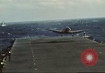Immagine di US Navy aerei operativi nella battaglia di Midway Oceano Pacifico, 1942, secondo 19 filmato di repertorio 65675063000