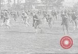 Standbild Baracken für die amerikanischen Soldaten Rekruten Ersten Weltkrieg United States USA, 1917, aus Sekunde 35 historischem Filmmaterial Videoclip 65675063007