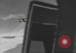 Standbild Bombardierung von Ballale Insel Ballale Salomonen, 1943, aus Sekunde 3 historischem Filmmaterial Videoclip 65675063012