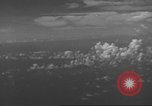 Standbild Bombardierung von Ballale Insel Ballale Salomonen, 1943, aus Sekunde 11 historischem Filmmaterial Videoclip 65675063012