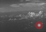 Standbild Bombardierung von Ballale Insel Ballale Salomonen, 1943, aus Sekunde 12 historischem Filmmaterial Videoclip 65675063012