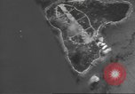 Standbild Bombardierung von Ballale Insel Ballale Salomonen, 1943, aus Sekunde 46 historischem Filmmaterial Videoclip 65675063012