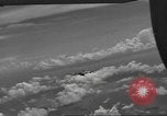 Standbild Bombardierung von Ballale Insel Ballale Salomonen, 1943, aus Sekunde 52 historischem Filmmaterial Videoclip 65675063012