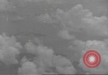 Standbild Bombardierung von Ballale Insel Ballale Salomonen, 1943, aus Sekunde 47 historischem Filmmaterial Videoclip 65675063013