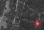Standbild Bombardierung von Ballale Insel Ballale Salomonen, 1943, aus Sekunde 54 historischem Filmmaterial Videoclip 65675063013