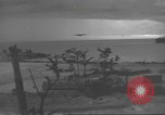 Standbild USA Flugzeuge Insel Ballale Salomonen, 1943, aus Sekunde 4 historischem Filmmaterial Videoclip 65675063014