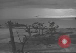 Standbild USA Flugzeuge Insel Ballale Salomonen, 1943, aus Sekunde 5 historischem Filmmaterial Videoclip 65675063014