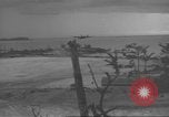 Standbild USA Flugzeuge Insel Ballale Salomonen, 1943, aus Sekunde 9 historischem Filmmaterial Videoclip 65675063014