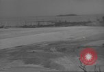 Standbild USA Flugzeuge Insel Ballale Salomonen, 1943, aus Sekunde 12 historischem Filmmaterial Videoclip 65675063014