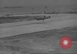 Standbild USA Flugzeuge Insel Ballale Salomonen, 1943, aus Sekunde 14 historischem Filmmaterial Videoclip 65675063014