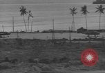 Standbild USA Flugzeuge Insel Ballale Salomonen, 1943, aus Sekunde 42 historischem Filmmaterial Videoclip 65675063014