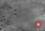 Standbild USA Flugzeuge Insel Ballale Salomonen, 1943, aus Sekunde 49 historischem Filmmaterial Videoclip 65675063014