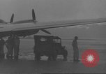 Standbild USA Flugzeuge Munda New Georgia Salomonen, 1943, aus Sekunde 7 historischem Filmmaterial Videoclip 65675063015